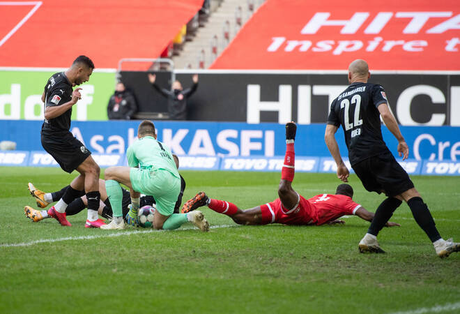 Foulelfmeter bringt Tor des Tages: Koschinat und der SVS wieder punktlos in der Ferne (Update)
