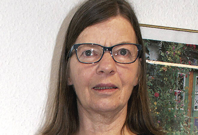 
		Walldorf:  Brigitte Karin Becker liest Weihnachtskrimis per Internet
		