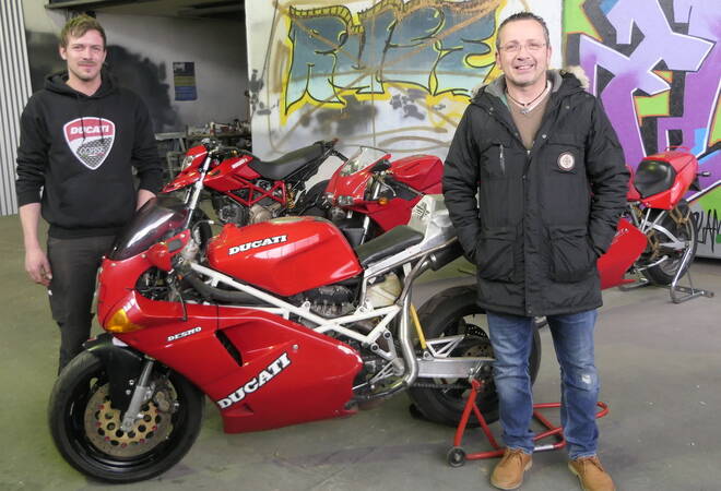 
		Buchen:  Vorbesitzer hat seine geliebte Ducati nach 21 Jahren wieder (Update)
		