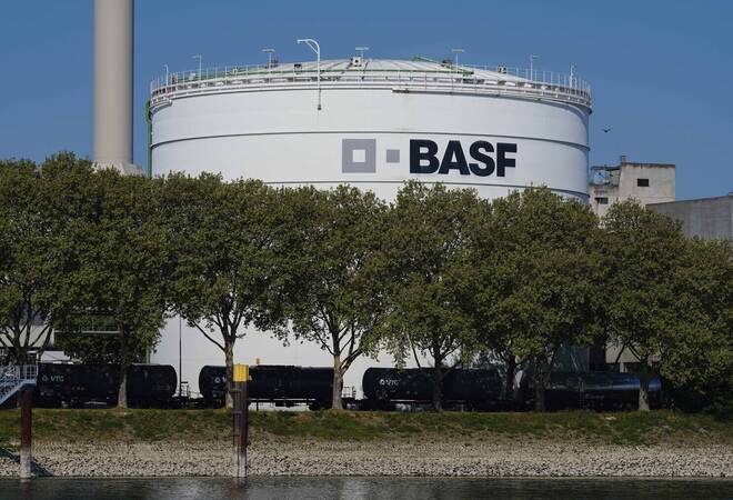
		BASF:  Geplanter Stellenabbau verunsichert die Mitarbeitern
		