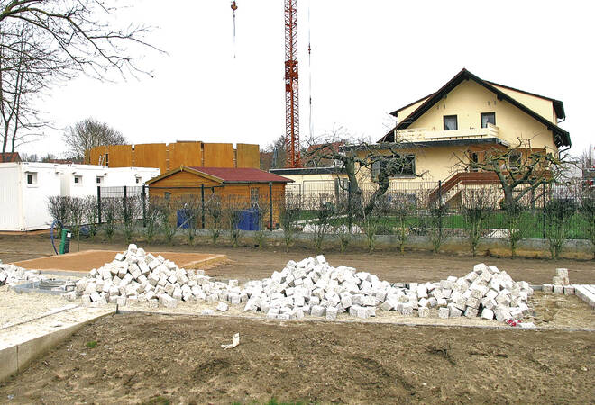
		Lärm, Dreck, Wasser im Keller:  Familien auf Eppinger Gartenschau-Gelände leiden unter Bauarbeiten
		