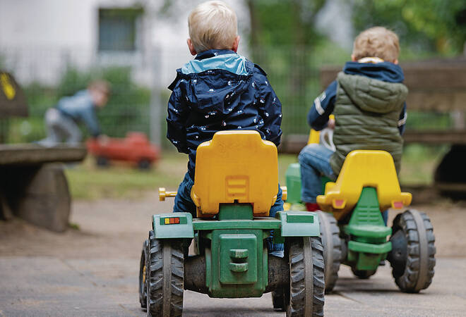 
		Heidelebrg:  380 neue Kinderbetreuungsplätze
		