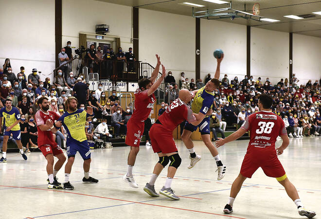 
		Hirschberg:  So lief das Handball-Derby
		