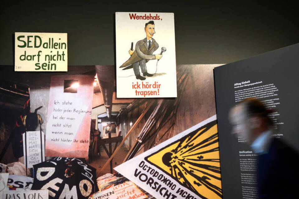 Ost- und Westschrippe - Berliner Ausstellung gegen Schubladen-Denken
