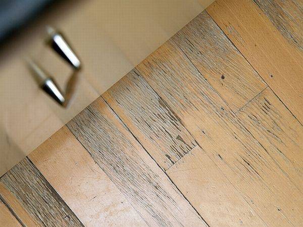 Kampf den Dellen Wie Heimwerker das Parkett ausbessern Verbraucher