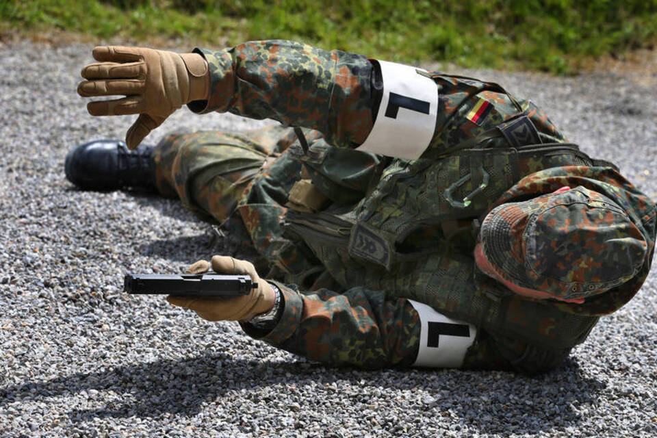 Kampf und Katastrophe - Bundeswehr wirbt um Reservisten