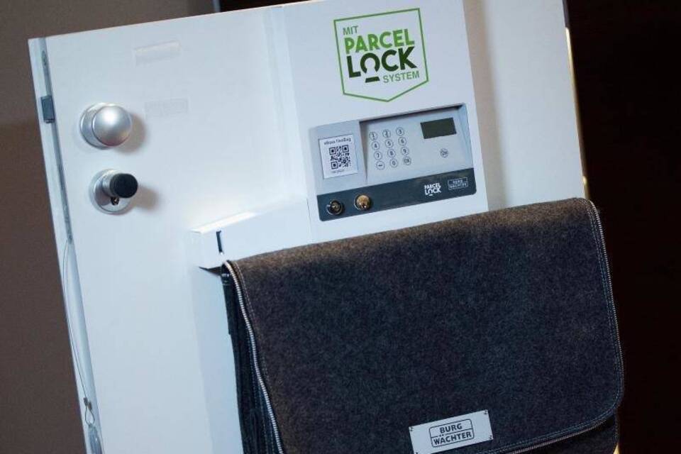 Parcel Lock