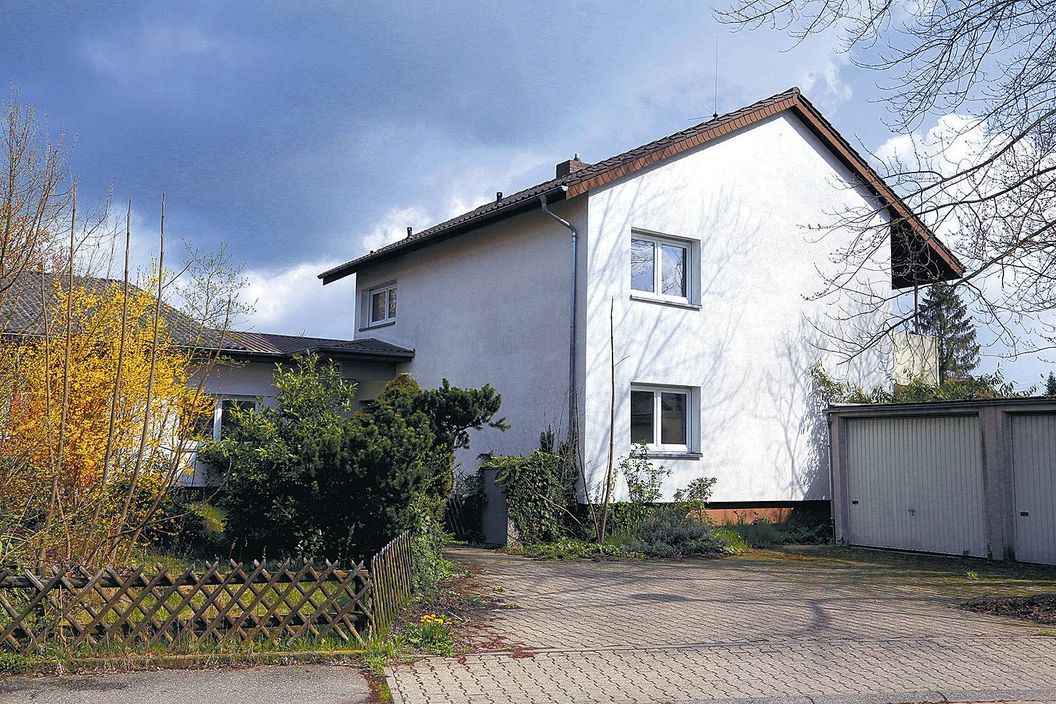 Ehem. evang. Pfarrhaus Frauenweiler (Foto: Pfeifer)