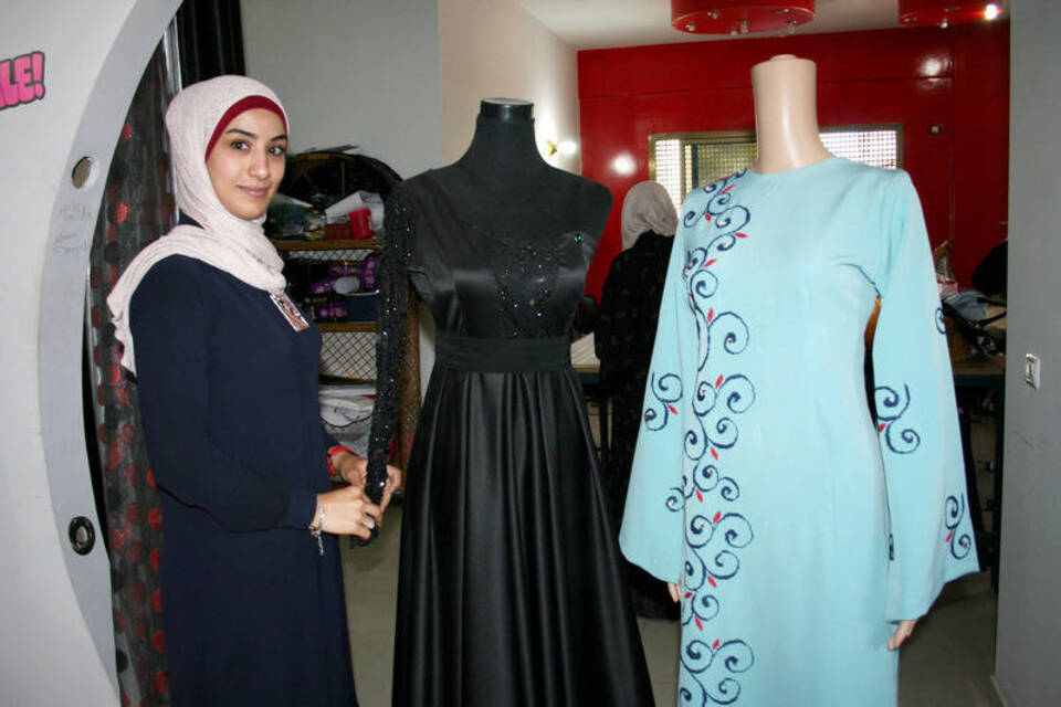 Gegen die islamische «Kleideruniform»: Modedesignerin in Gaza
