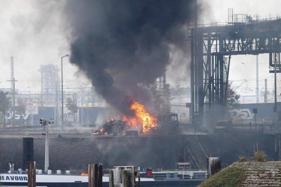 Explosion Explosion