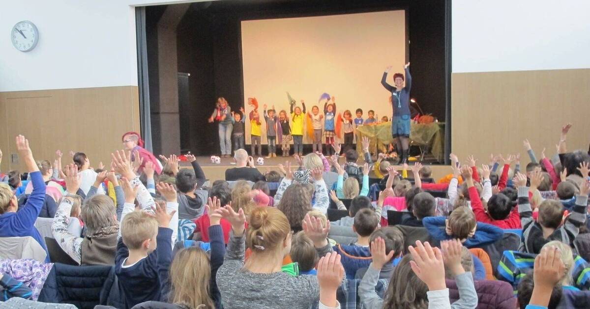 Hoffenheims Stadionsprecher las für 220 Kinder in Sinsheim - Rhein-Neckar Zeitung
