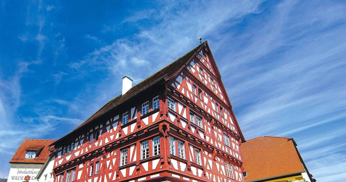 "Heilbronnica" nimmt Baumannsches Haus in Eppingen unter die Lupe - Rhein-Neckar Zeitung