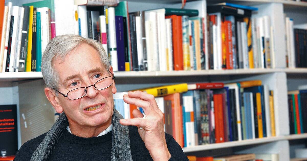Buchhändler Schöbel: Der Kommunist, der die Kanzlerin lobt - Rhein-Neckar Zeitung