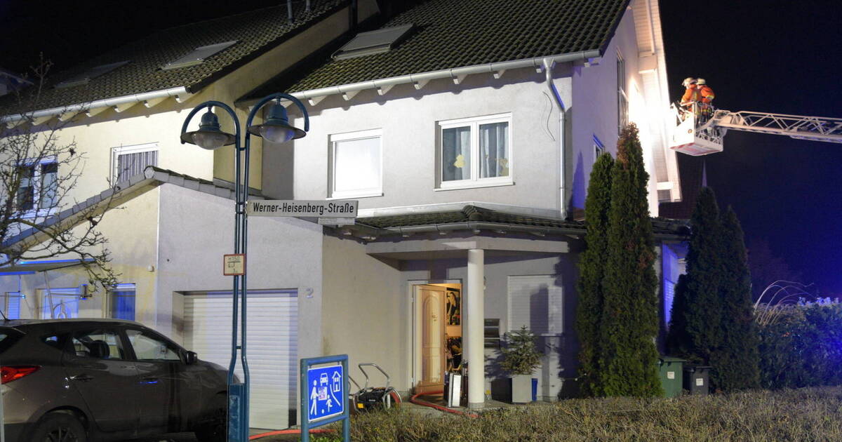 Hockenheim: Brand im Dachgeschoss endet glimpflich ... - Rhein-Neckar Zeitung