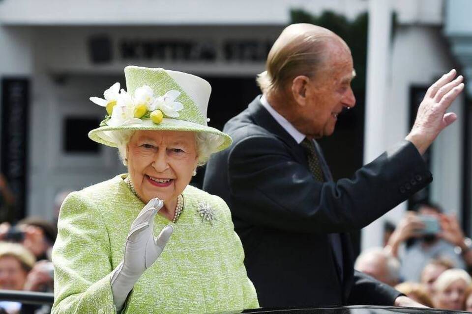 Königin Elizabeth II. + Prinz Philip