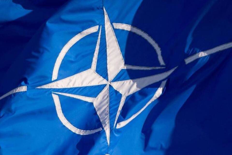 Nato-Flagge