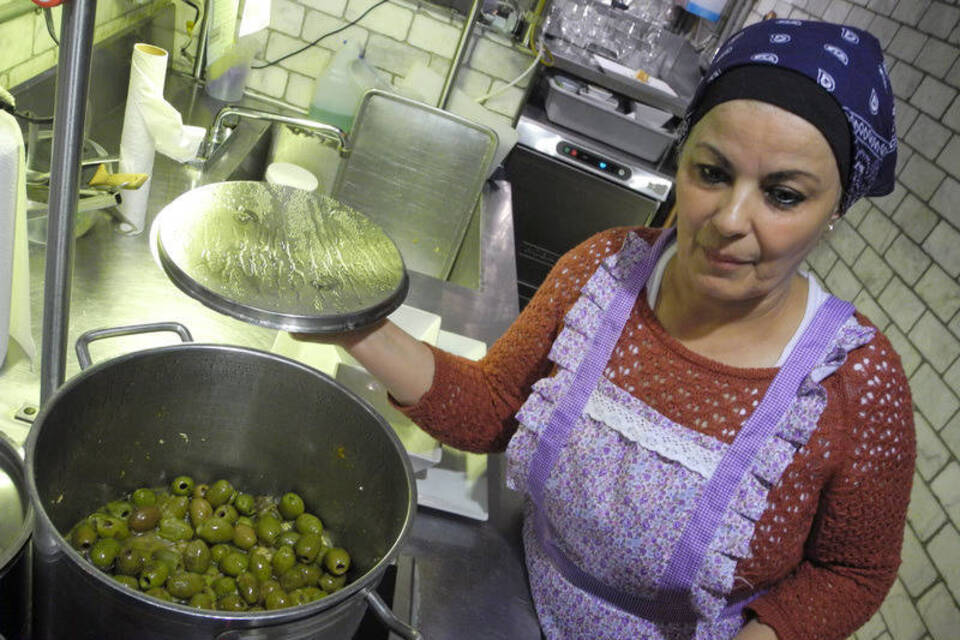 Essen wie bei Oma: Restaurant lässt «Nonnas» an den Herd