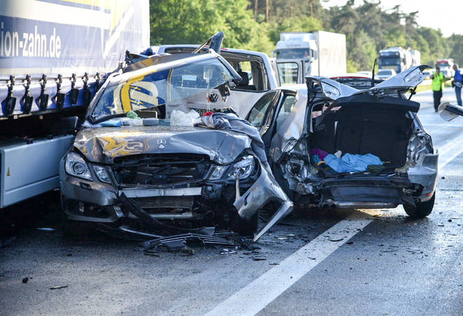 
		Tödlicher A6-Unfall:  Bewährungsstrafe für Lkw-Fahrer
		