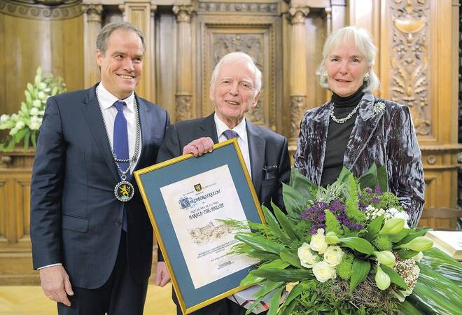Harald zur Hausen wird Ehrenbürger:  "Ich bin ein Heidelberger"