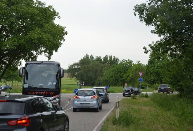 
		B 293-Vollsperrung bei Eppingen:  Umleitungsverkehr wird zur Belastungsprobe für die Anwohner
		