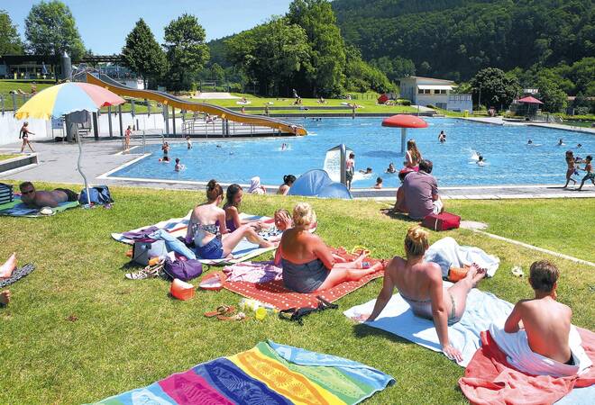 Schwimmbad-Ordnung Neckargemünd.