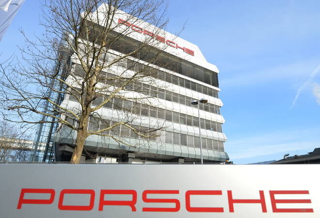 
		Automobilindustrie:  Porsche steigert operativen Gewinn um mehr als die Hälfte
		
