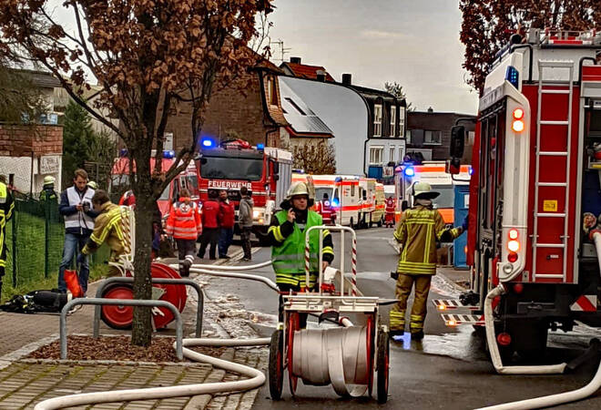 
		Walldürn:  Nach Brand schwer verletzt von Vordach gerettet
		