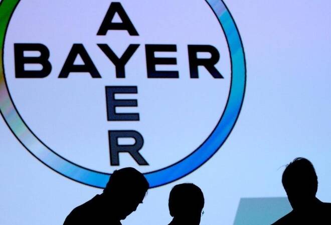 
		Rechtsstreit um Unkrautvernichter:  BASF und Bayer sollen Millionenstrafe wegen 