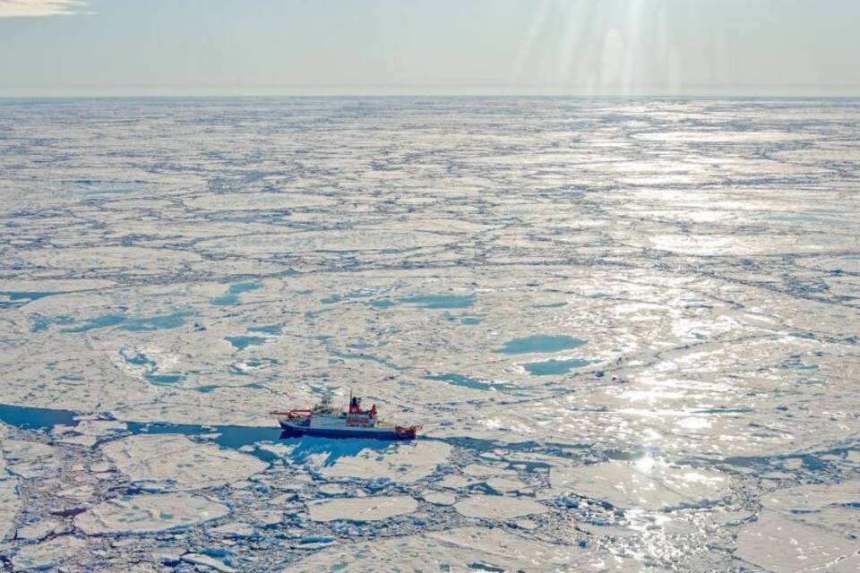 «Polarstern» erreicht Nordpol schneller als gedacht «Polarstern» erreicht Nordpol schneller als gedacht