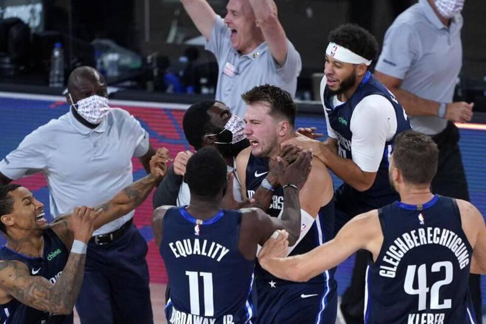 Dallas Mavericks - Los Angeles Clippers Dallas Mavericks - Los Angeles Clippers