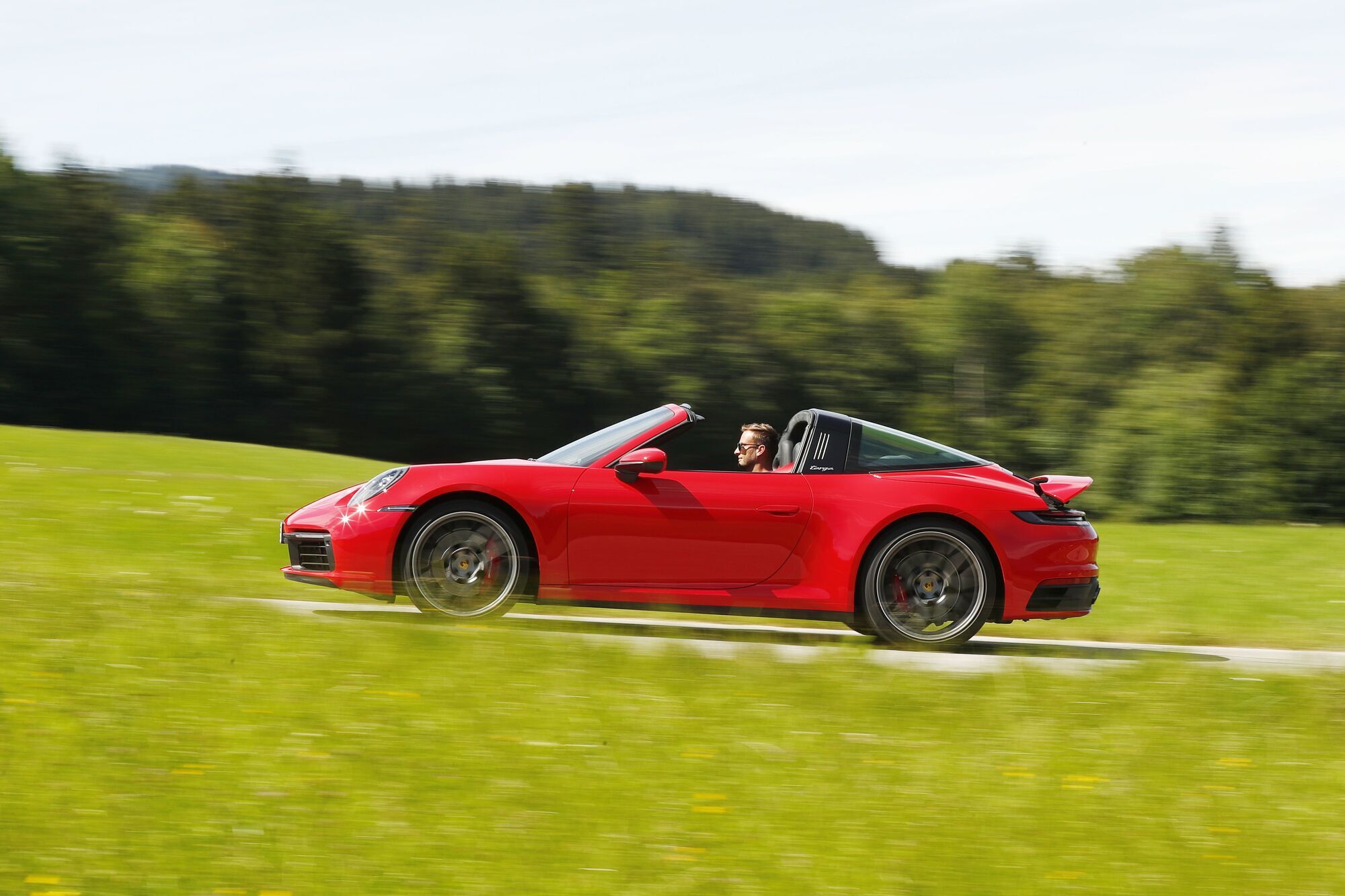 Rnz Autotest Der 911 Carrera Ist Das Aushangeschild Von Porsche Mobilitat Rnz