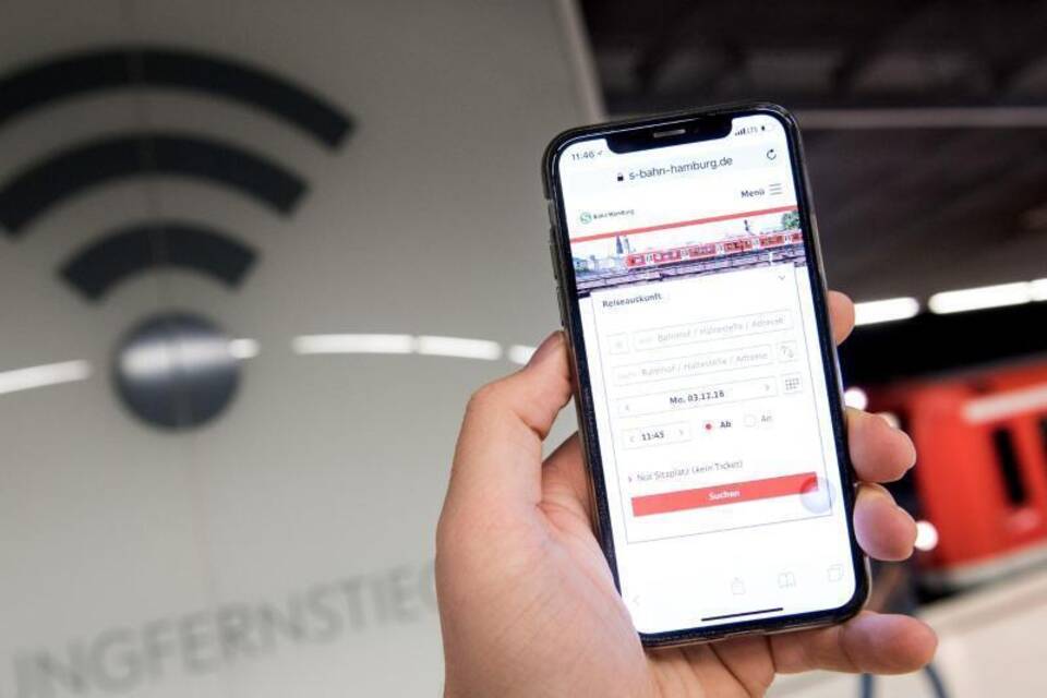 Kostenfreies WLAN am Bahnsteig Kostenfreies WLAN am Bahnsteig