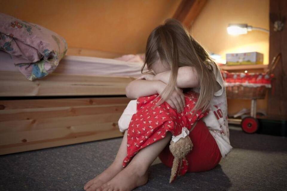 Gewalt gegen Kinder Gewalt gegen Kinder