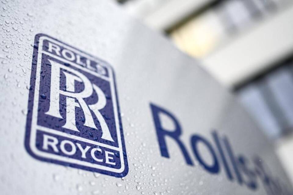 Rolls-Royce-Logo