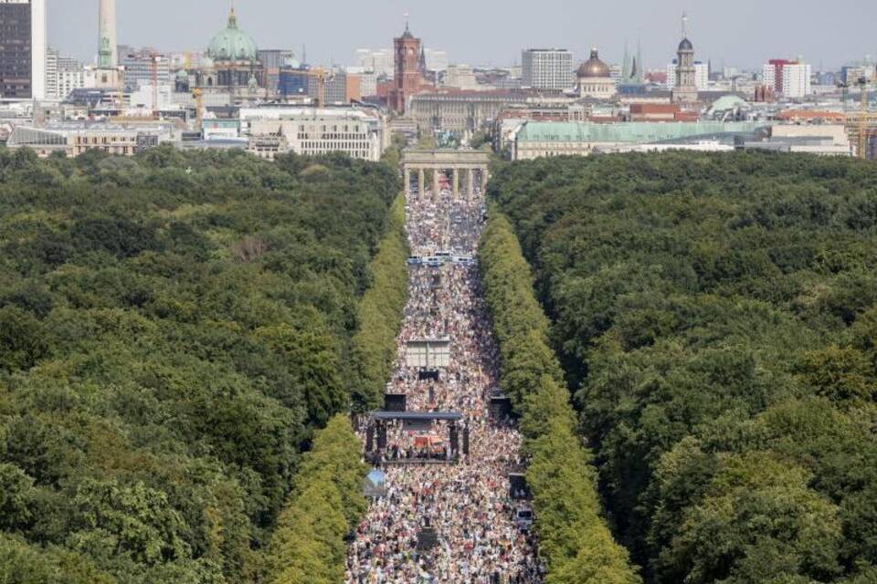 KINA - Wann Protest verboten ist