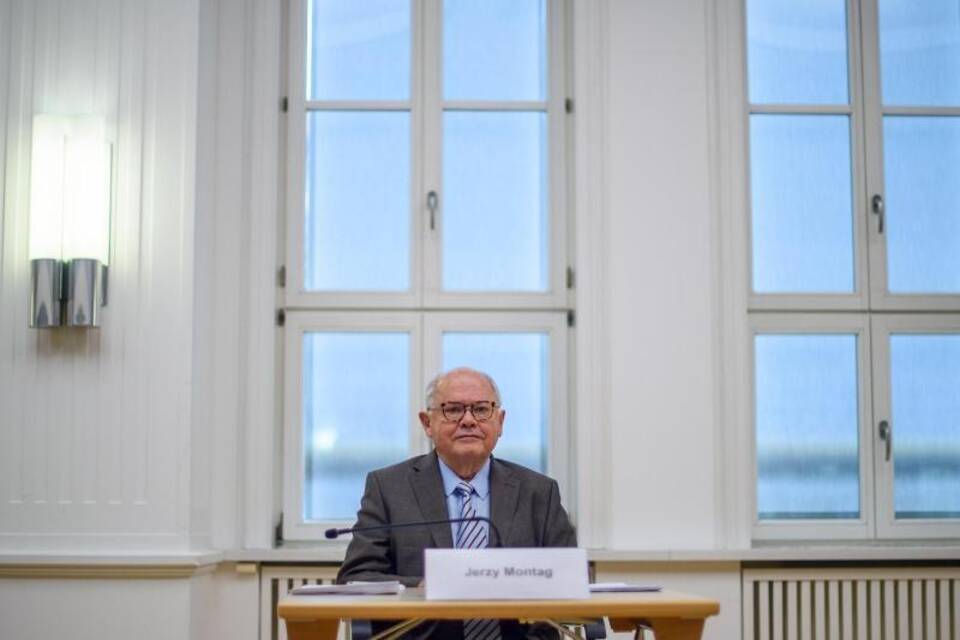 Sonderbericht zum Fall Oury Jalloh Sonderbericht zum Fall Oury Jalloh