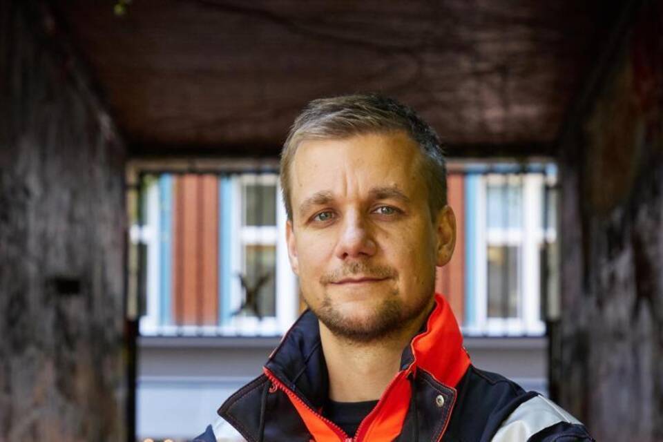 Tobi Schlegl Tobi Schlegl