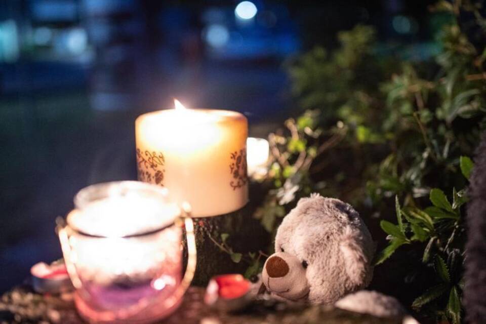 Fünf tote Kinder in Solingen gefunden Fünf tote Kinder in Solingen gefunden