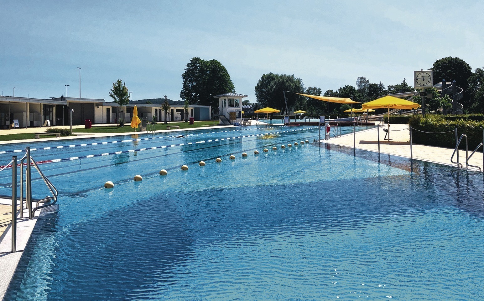 Sinsheim Freibad Saison Verlief Besser Als Gedacht Sinsheim Rnz