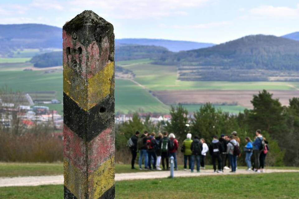 Ost und West nach 30 Jahren Einheit