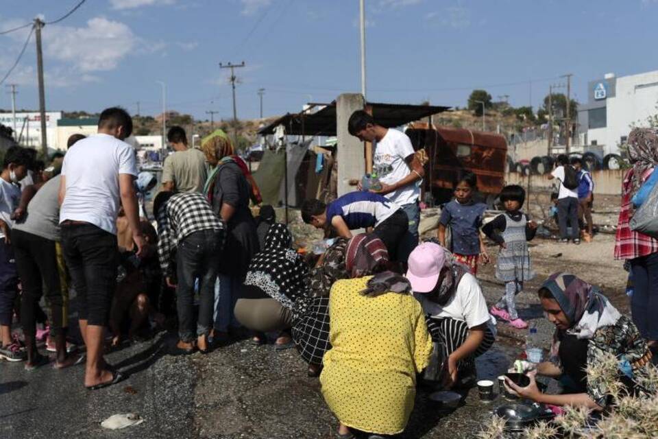 Nach Brand im Flüchtlingslager Moria