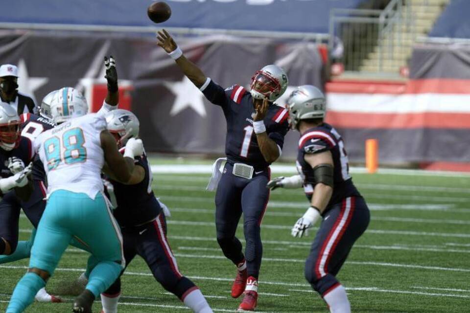 New England Patriots - Miami Dolphins New England Patriots - Miami Dolphins