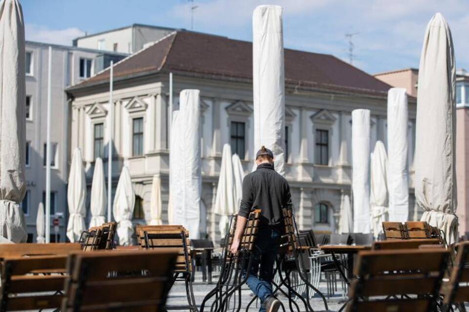 Wirtschaft im Corona-Krisenjahr 2020 Wirtschaft im Corona-Krisenjahr 2020
