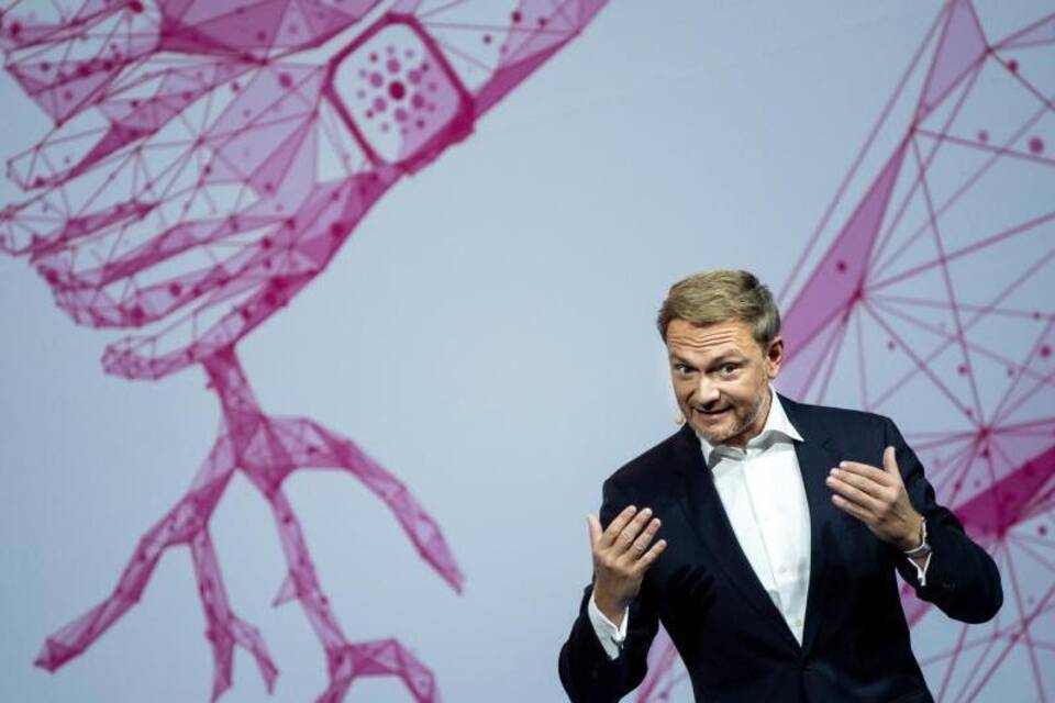 Christian Lindner Christian Lindner