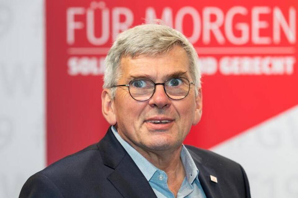 Jörg Hofmann Jörg Hofmann