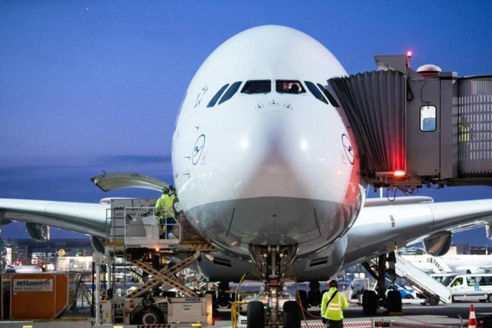Lufthansa - Airbus A380 Lufthansa - Airbus A380