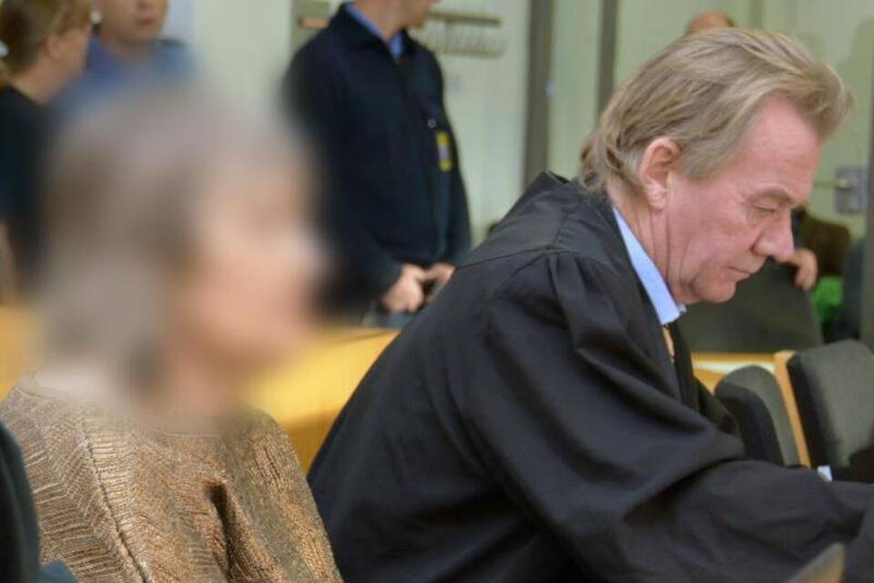 Mordprozess gegen Sekten-Chefin Mordprozess gegen Sekten-Chefin