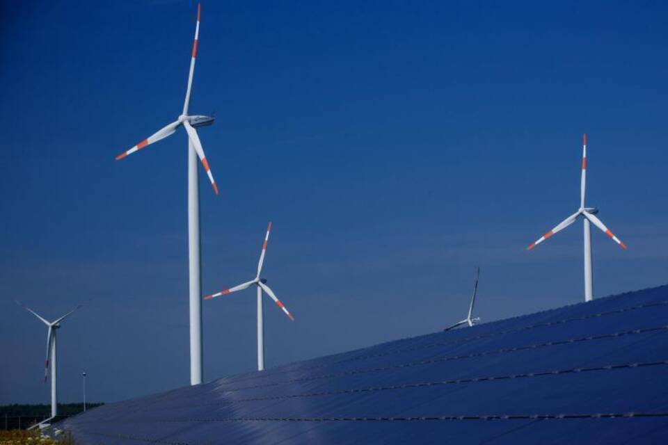Strom aus Wind und Sonne Strom aus Wind und Sonne