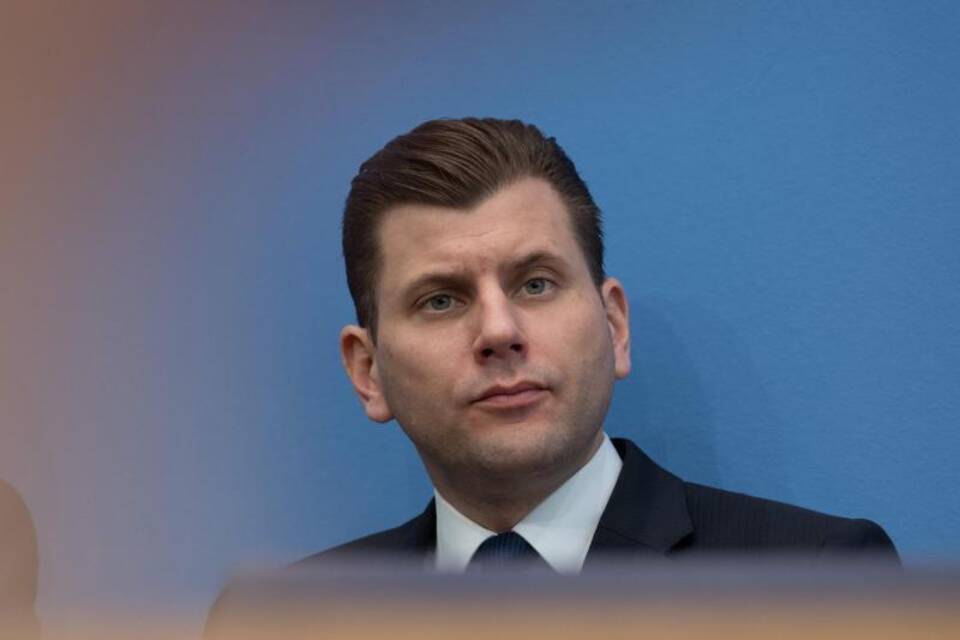 Christian Lüth Christian Lüth