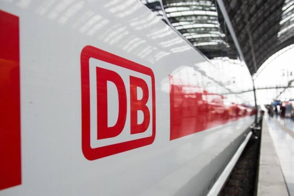 Ein ICE der Deutschen Bahn